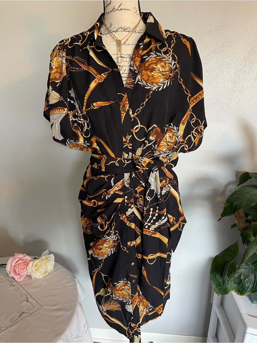 Steps NY Black Gold Chain Print Belted Shirt Dress Size S Old Money